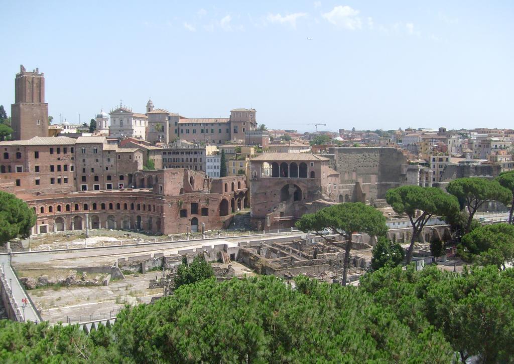 Viale Del Colosseo Bed and Breakfast Rome Buitenkant foto